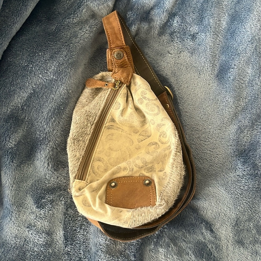 Myra crossbody sling bag